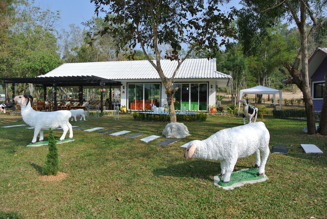 Baanraisooksangchan Kaeng Krachan Exteriér fotografie