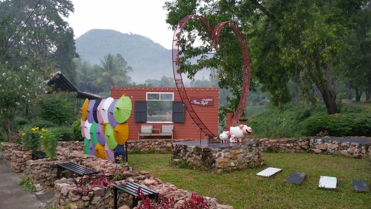 Baanraisooksangchan Kaeng Krachan Exteriér fotografie